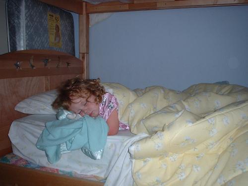 Savannah sleeping (where she's supposed to).jpg 21.8K